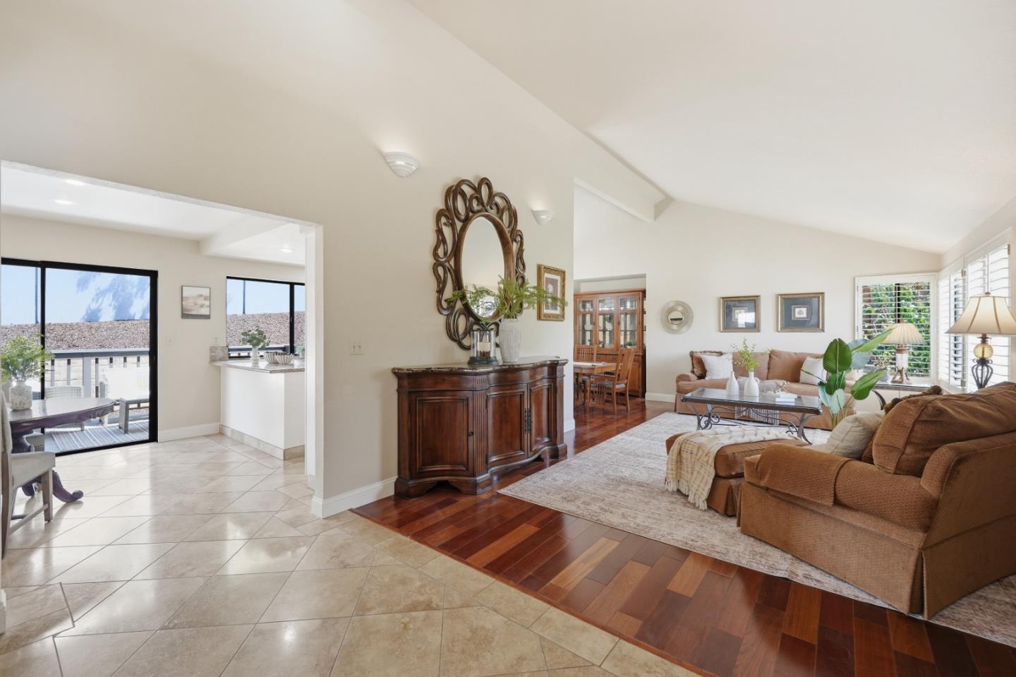 Detail Gallery Image 7 of 39 For 3052 Cedar Ridge Ct, San Jose,  CA 95148 - 4 Beds | 3 Baths