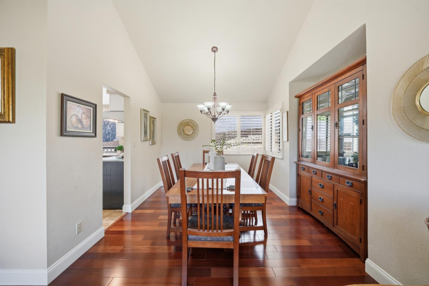 Detail Gallery Image 8 of 39 For 3052 Cedar Ridge Ct, San Jose,  CA 95148 - 4 Beds | 3 Baths