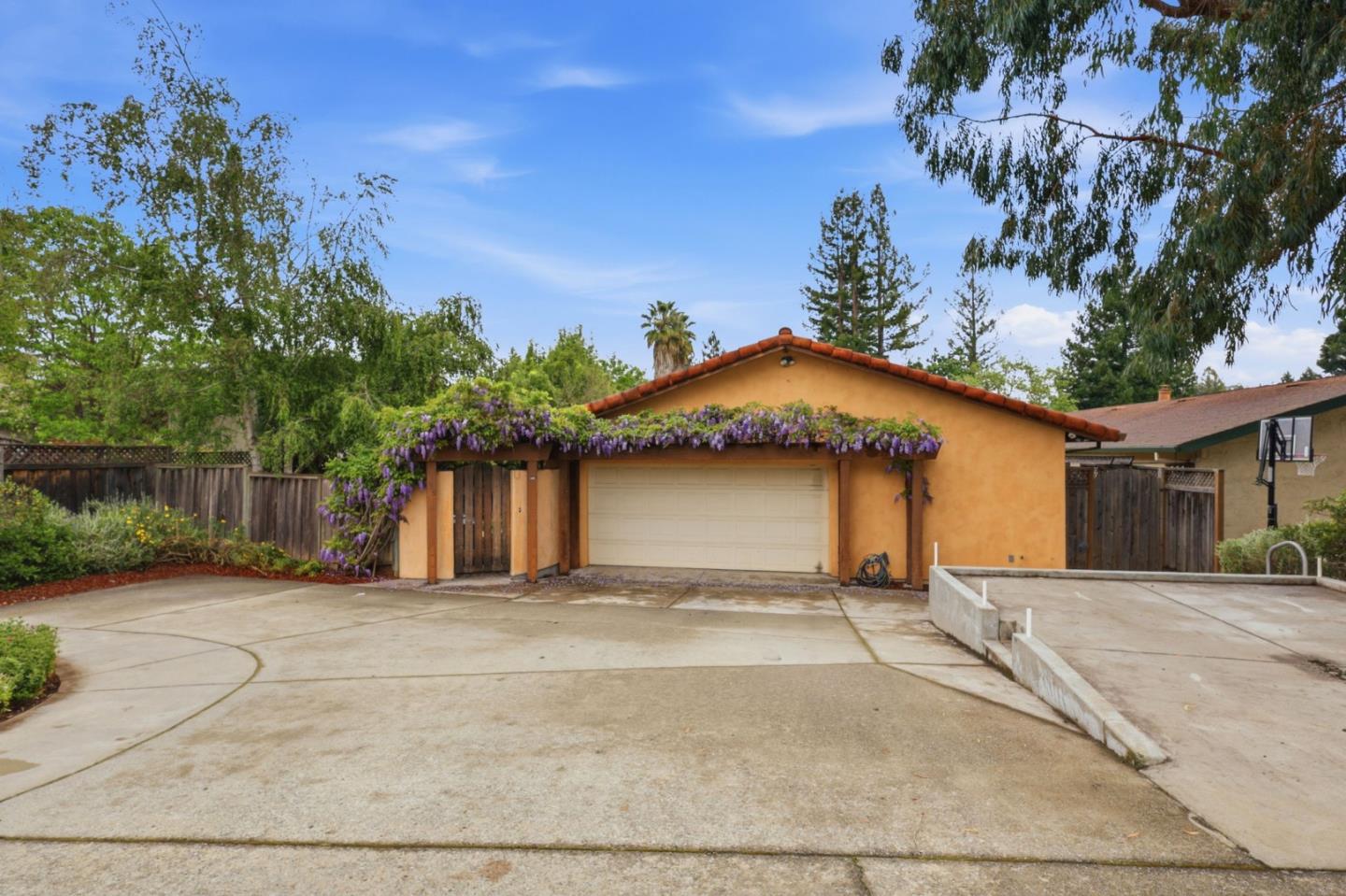 Front Image Thumbnail for ML82041142