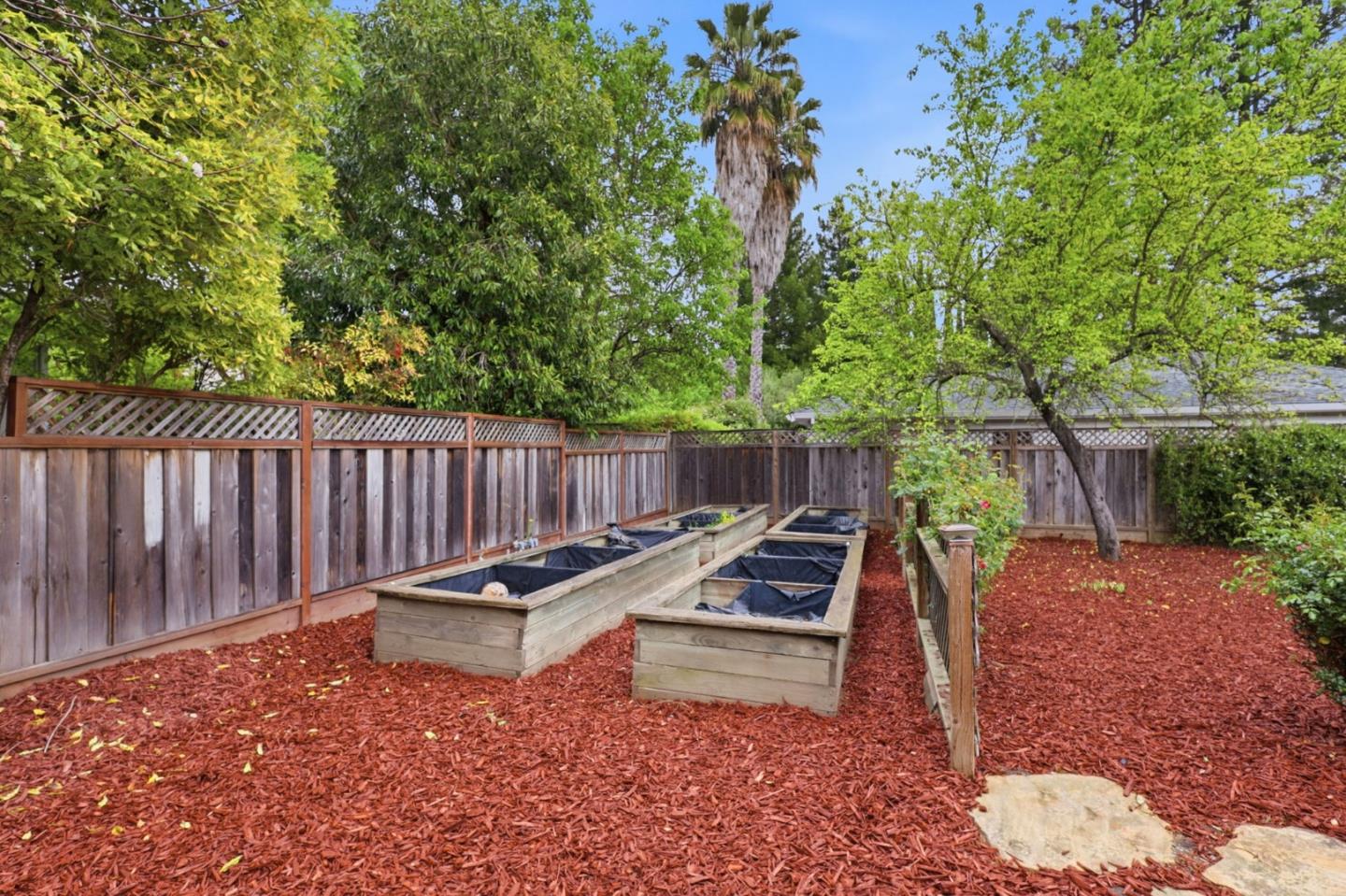 Detail Gallery Image 26 of 33 For 199 Glenwood Dr, Scotts Valley,  CA 95066 - 3 Beds | 2 Baths