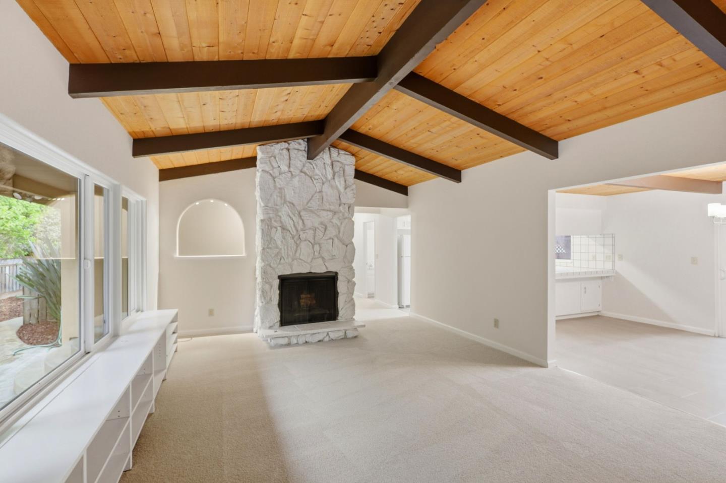 Detail Gallery Image 8 of 33 For 199 Glenwood Dr, Scotts Valley,  CA 95066 - 3 Beds | 2 Baths