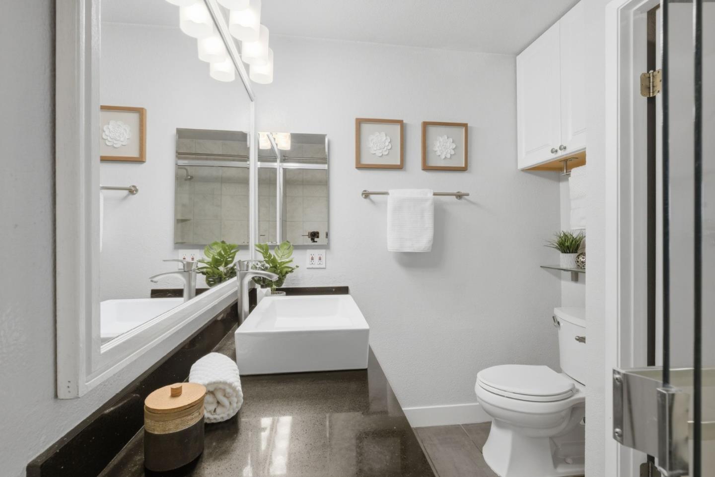 Detail Gallery Image 19 of 47 For 1264 Coyote Creek Pl, San Jose,  CA 95116 - 2 Beds | 2 Baths