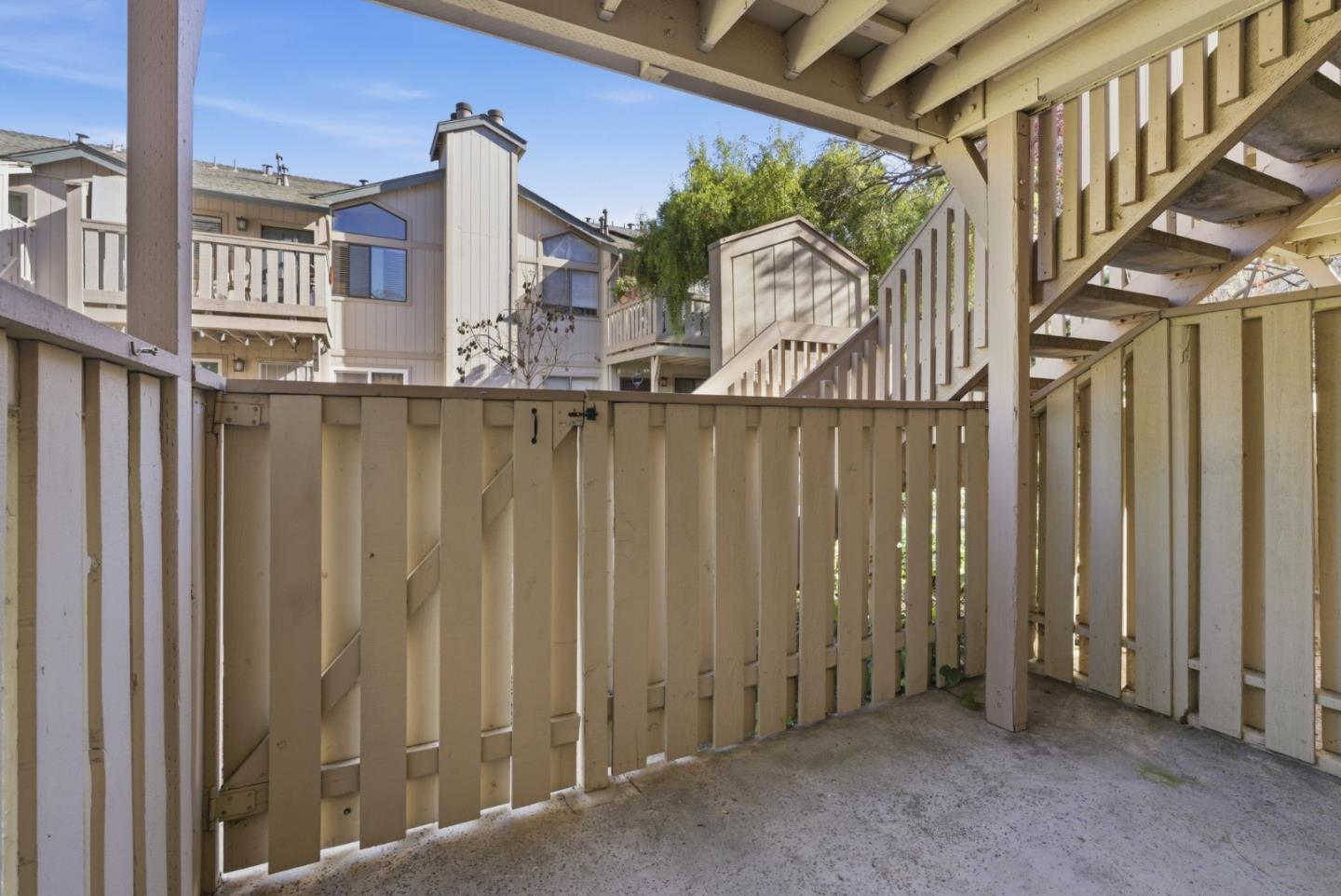 Detail Gallery Image 27 of 47 For 1264 Coyote Creek Pl, San Jose,  CA 95116 - 2 Beds | 2 Baths