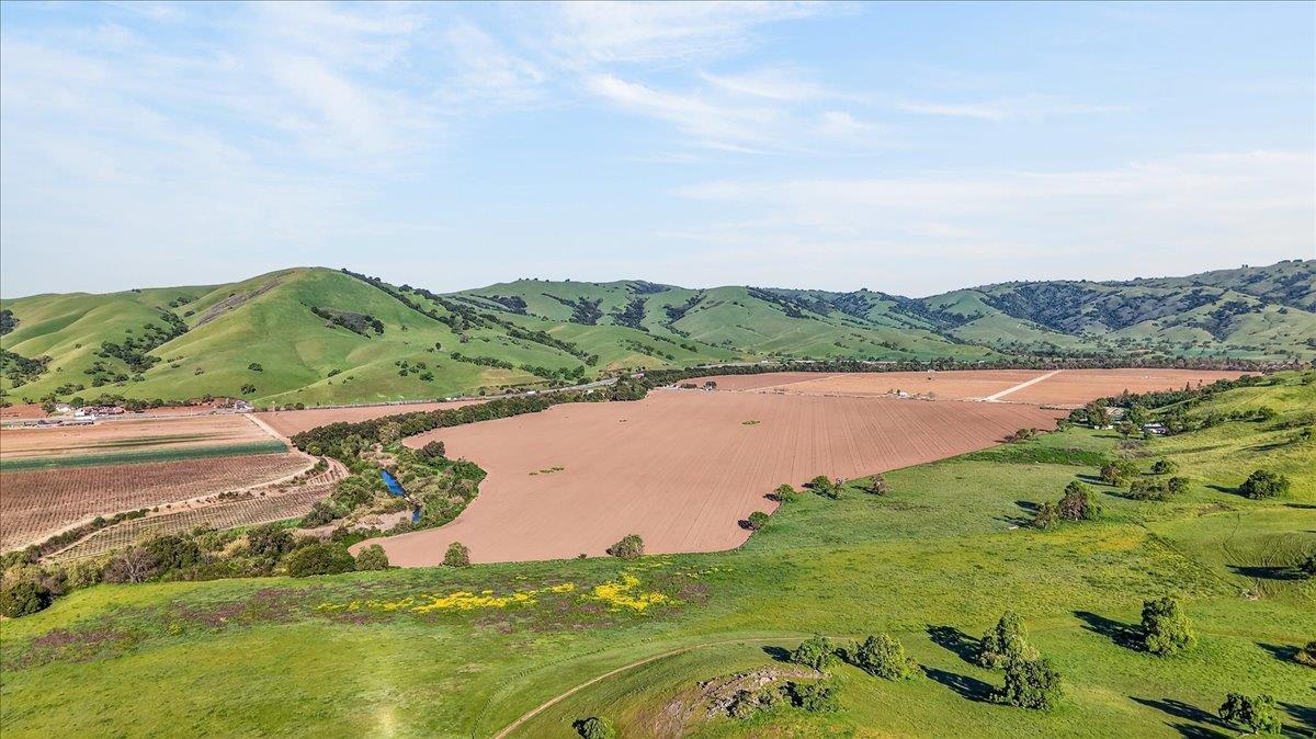 Detail Gallery Image 3 of 22 For 0 Walnut Ave, Gilroy,  CA 95020 - – Beds | – Baths