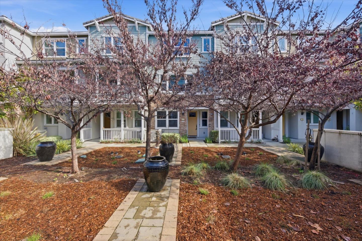 Front Image Thumbnail for ML82041150