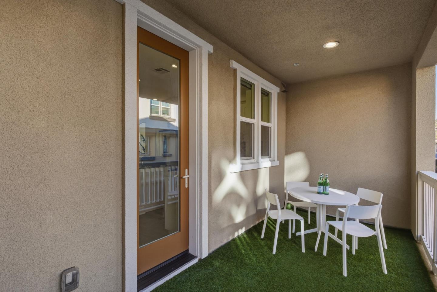 Detail Gallery Image 18 of 34 For 131 Ivory Palm Ter, Sunnyvale,  CA 94086 - 3 Beds | 3/1 Baths
