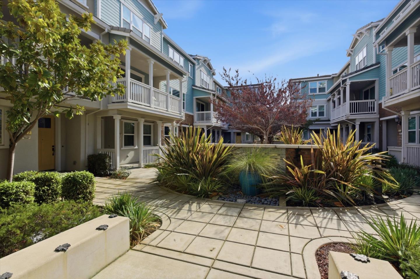 Detail Gallery Image 34 of 34 For 131 Ivory Palm Ter, Sunnyvale,  CA 94086 - 3 Beds | 3/1 Baths