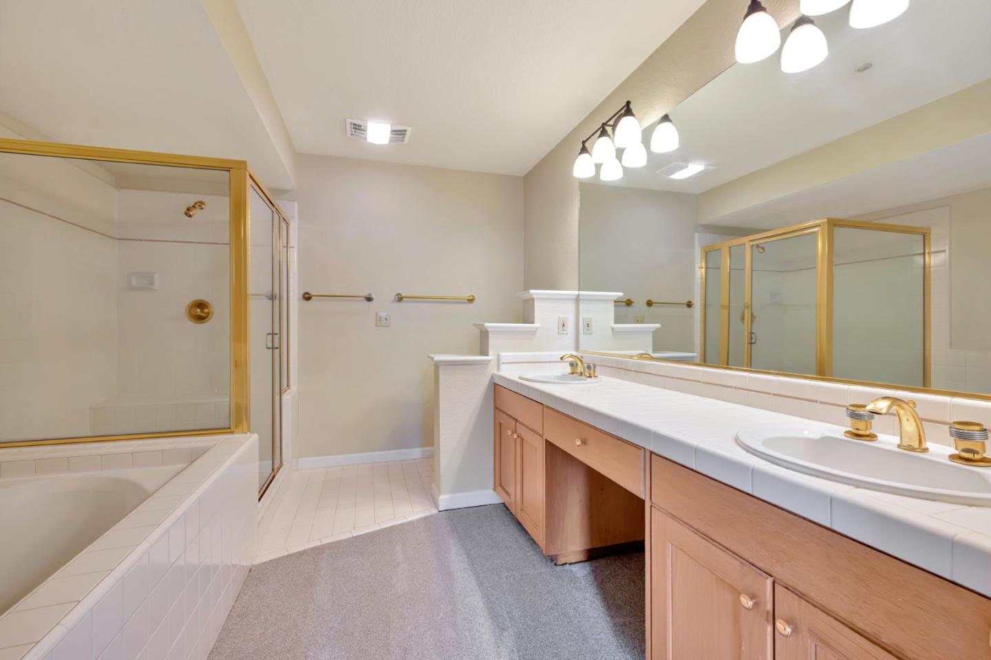 Detail Gallery Image 20 of 25 For 3421 El Camino Real 16e,  Menlo Park,  CA 94027 - 3 Beds | 3 Baths