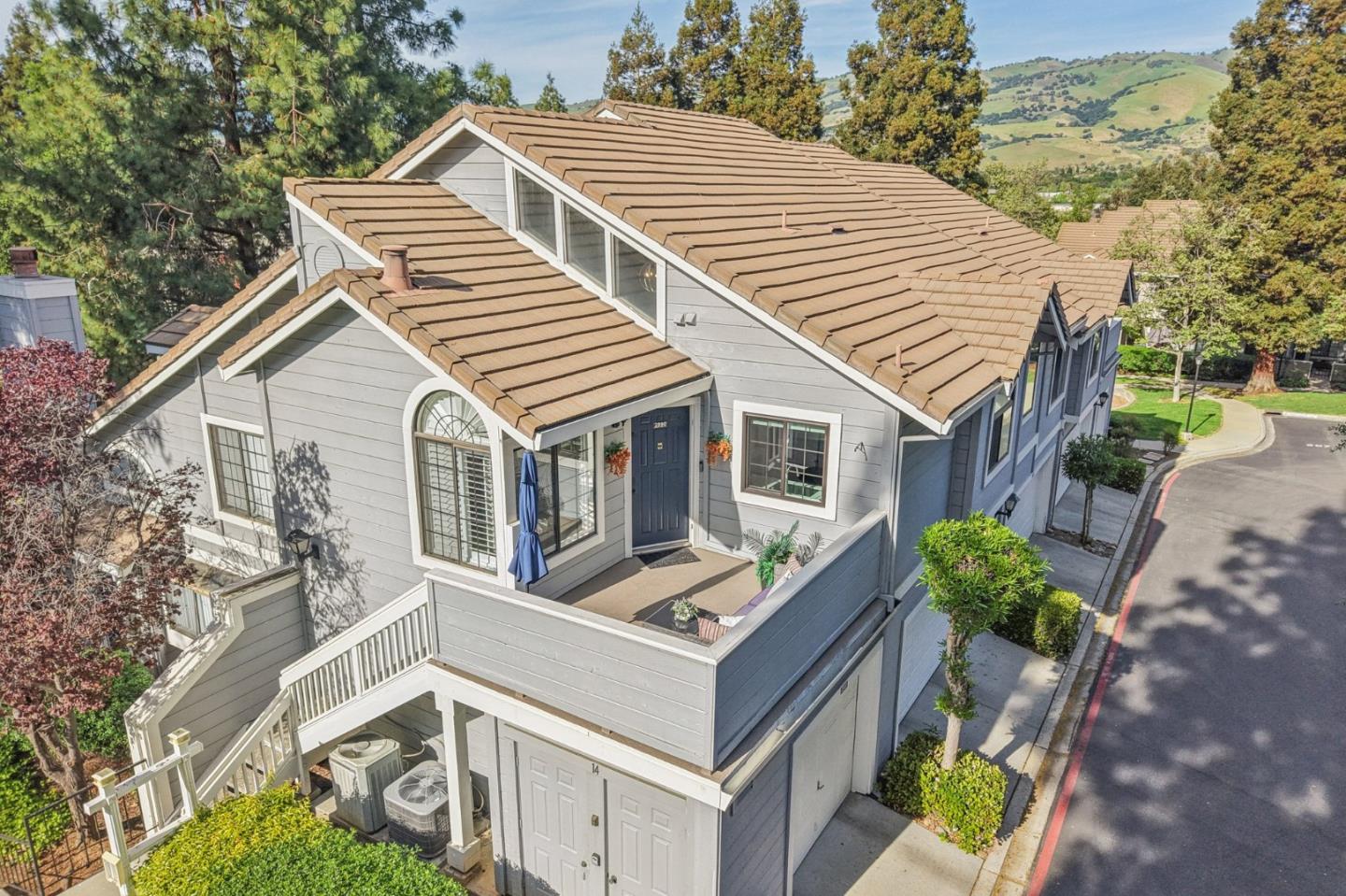 Detail Gallery Image 29 of 62 For 2890 Buena Crest Ct, San Jose,  CA 95121 - 2 Beds | 2 Baths