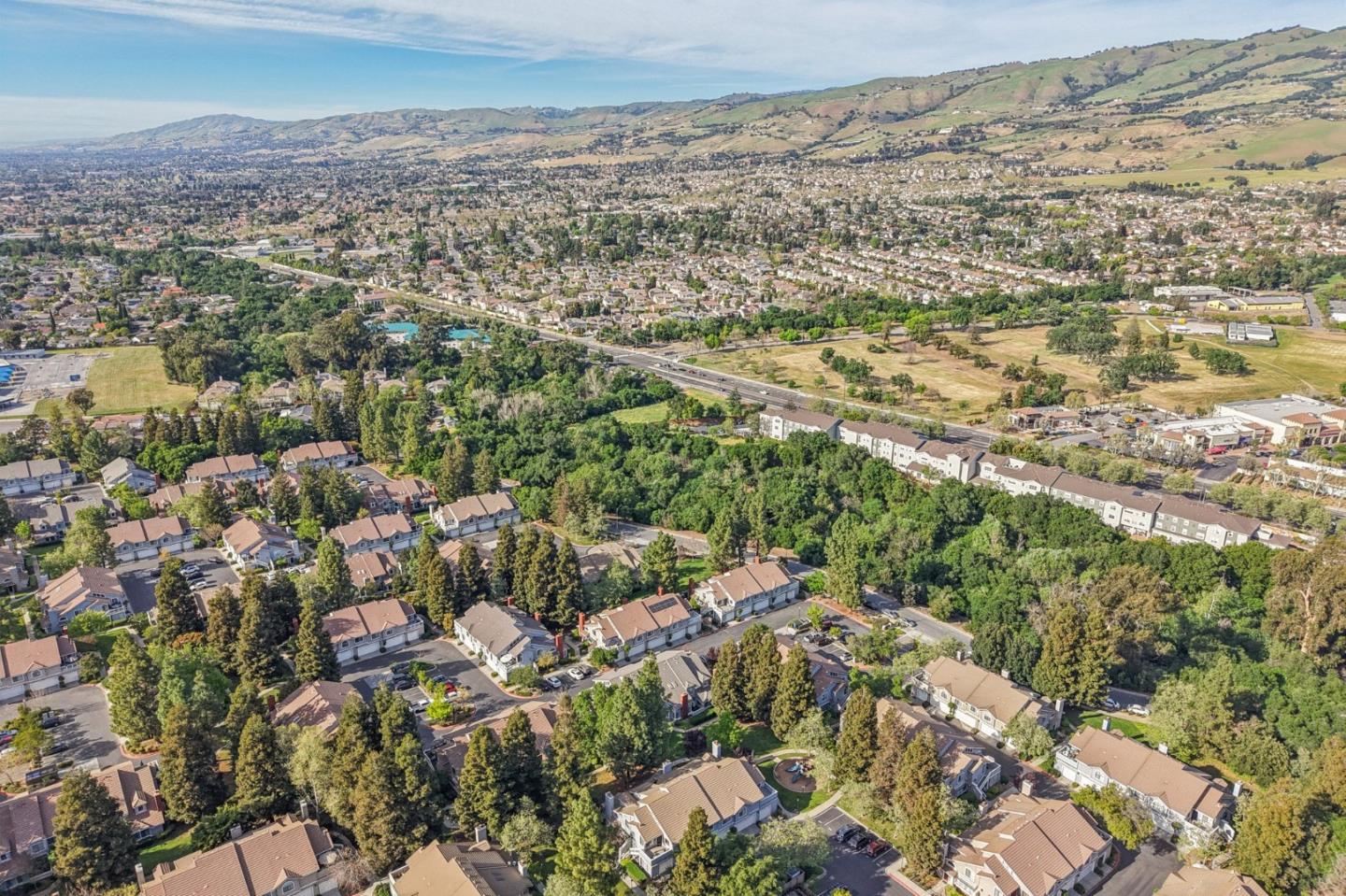 Detail Gallery Image 55 of 62 For 2890 Buena Crest Ct, San Jose,  CA 95121 - 2 Beds | 2 Baths