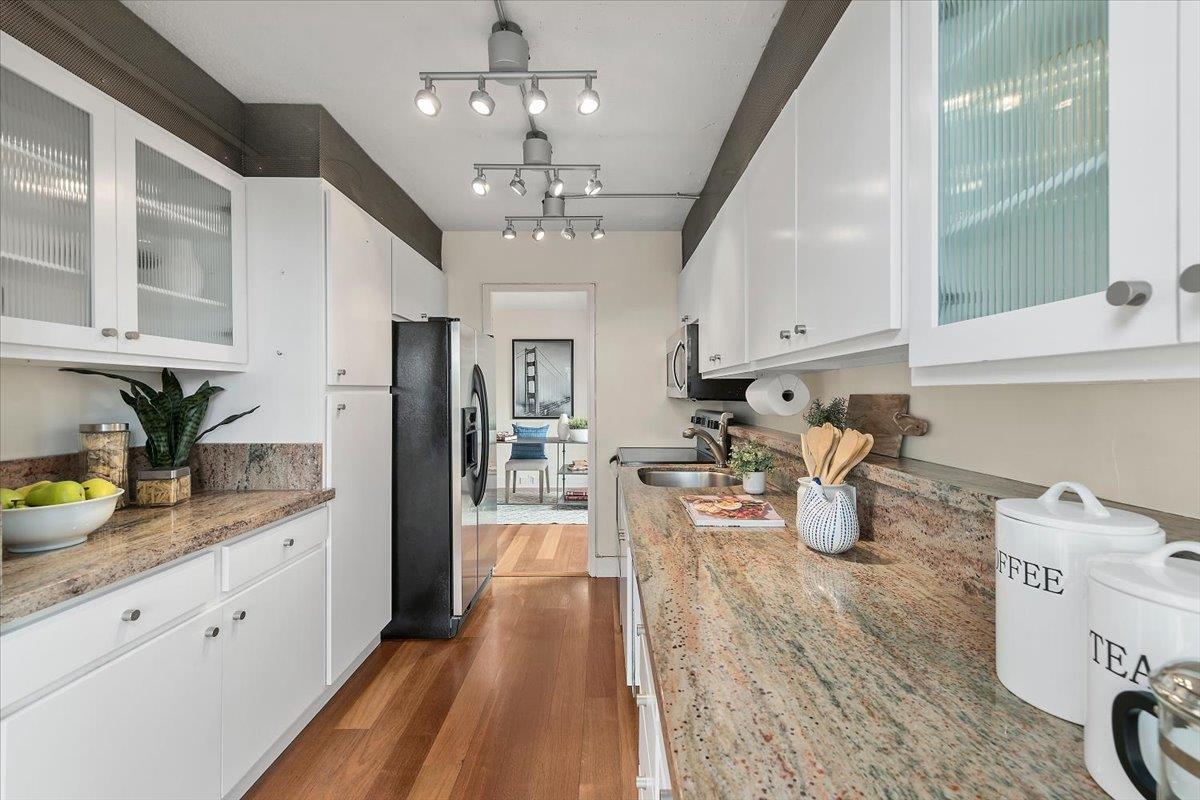 Detail Gallery Image 13 of 33 For 101 Alma St #407,  Palo Alto,  CA 94301 - 2 Beds | 2 Baths