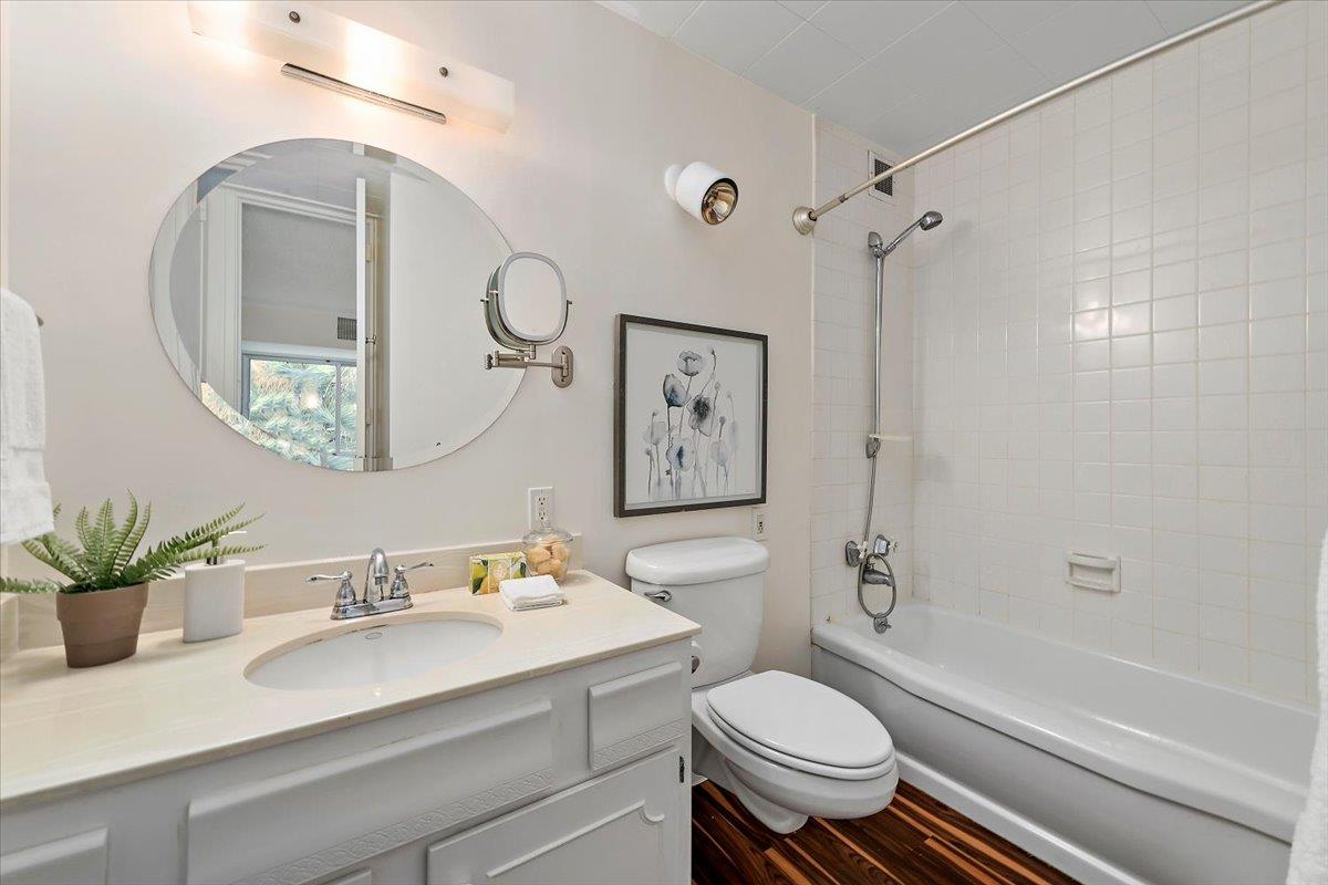 Detail Gallery Image 16 of 33 For 101 Alma St #407,  Palo Alto,  CA 94301 - 2 Beds | 2 Baths