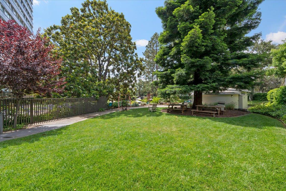 Detail Gallery Image 23 of 33 For 101 Alma St #407,  Palo Alto,  CA 94301 - 2 Beds | 2 Baths