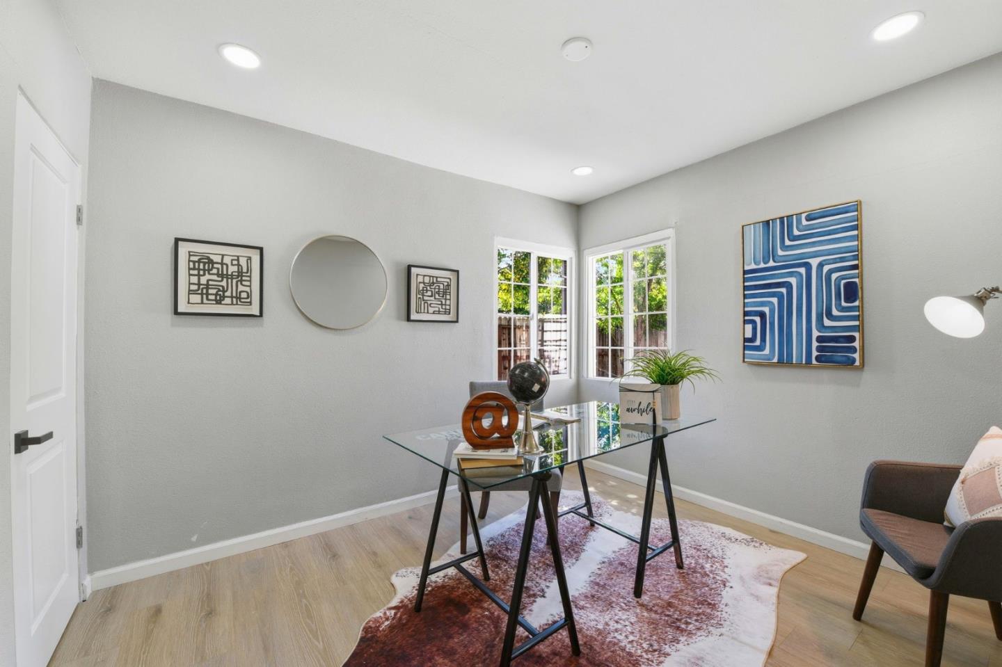 Detail Gallery Image 15 of 38 For 2383 Menalto Ave, East Palo Alto,  CA 94303 - 4 Beds | 2 Baths