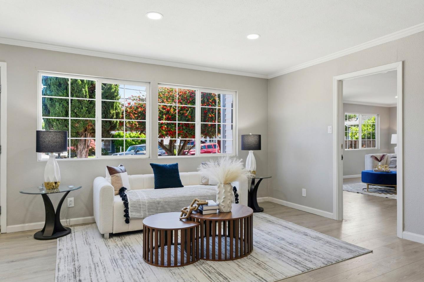 Detail Gallery Image 9 of 38 For 2383 Menalto Ave, East Palo Alto,  CA 94303 - 4 Beds | 2 Baths