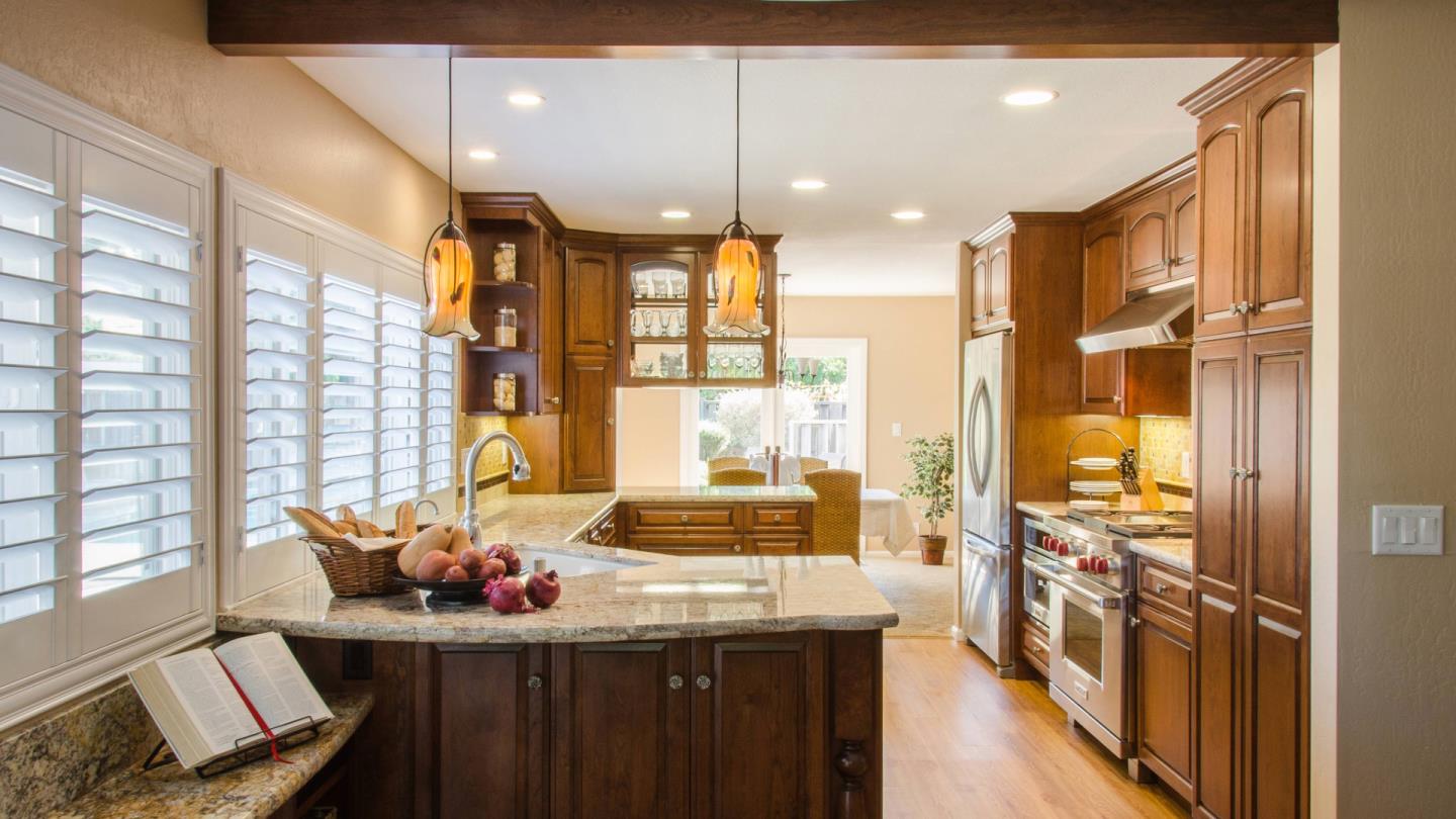 Detail Gallery Image 2 of 7 For Felder, San Jose,  CA 95123 - 4 Beds | 2/1 Baths