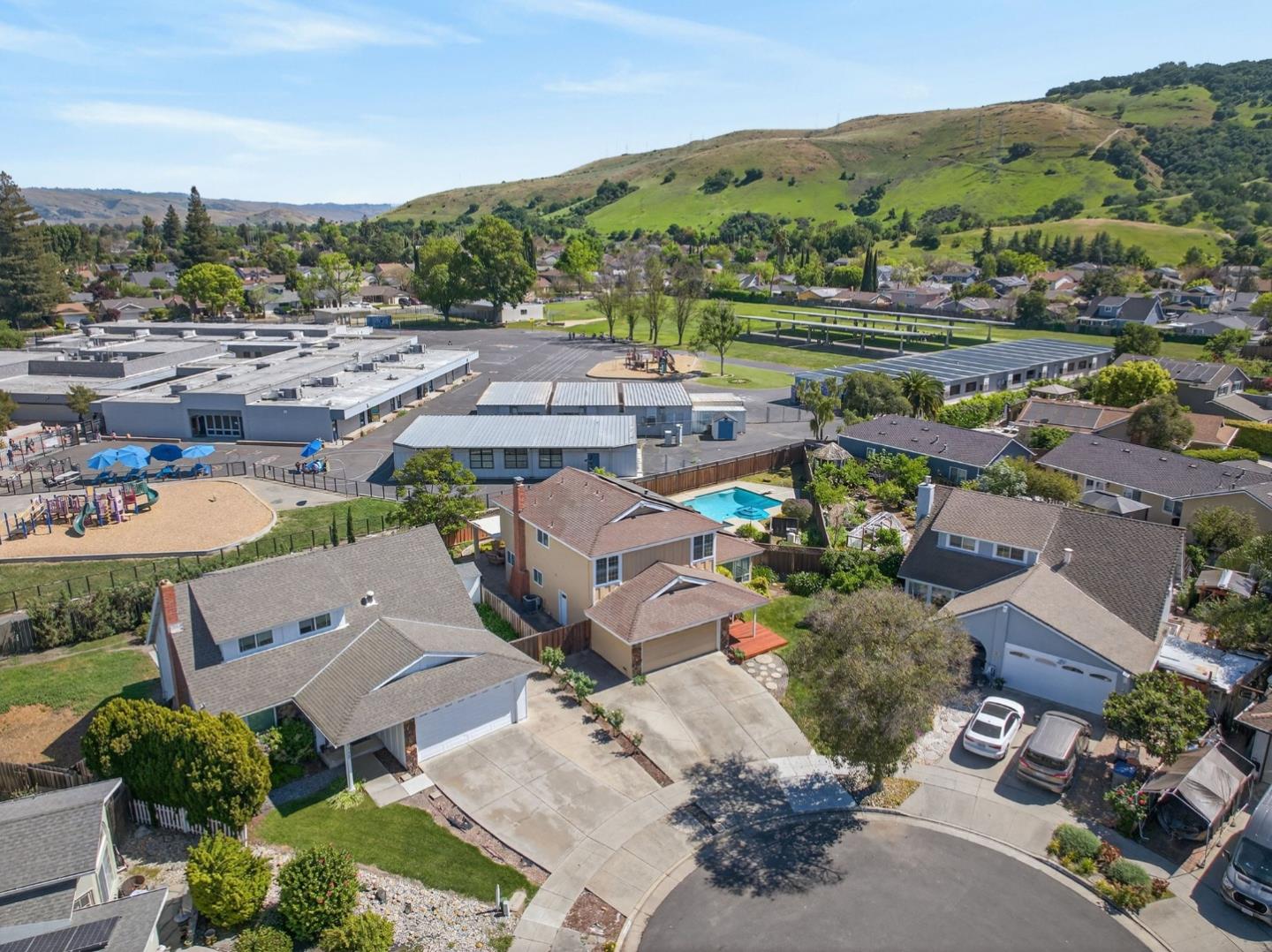 Detail Gallery Image 5 of 7 For Felder, San Jose,  CA 95123 - 4 Beds | 2/1 Baths