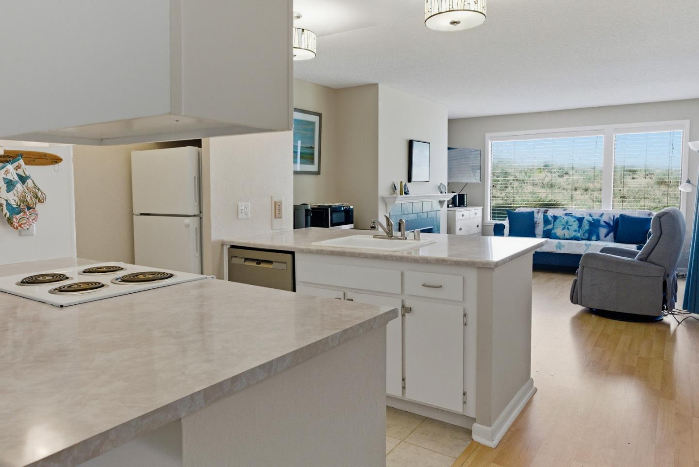 Detail Gallery Image 8 of 33 For 101 Shell Dr #112, Watsonville,  CA 95076 - 2 Beds | 2 Baths