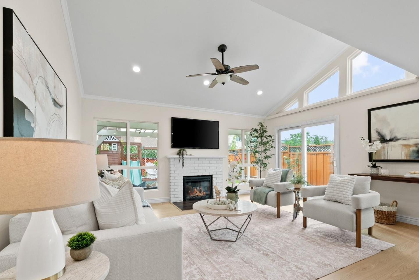 Detail Gallery Image 11 of 63 For 6020 Colter Pl, San Jose,  CA 95123 - 4 Beds | 2 Baths