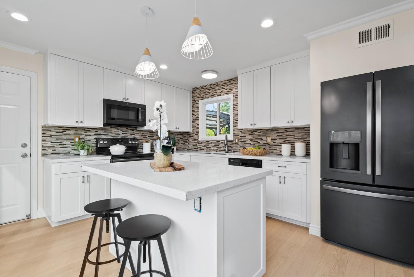 Detail Gallery Image 19 of 63 For 6020 Colter Pl, San Jose,  CA 95123 - 4 Beds | 2 Baths