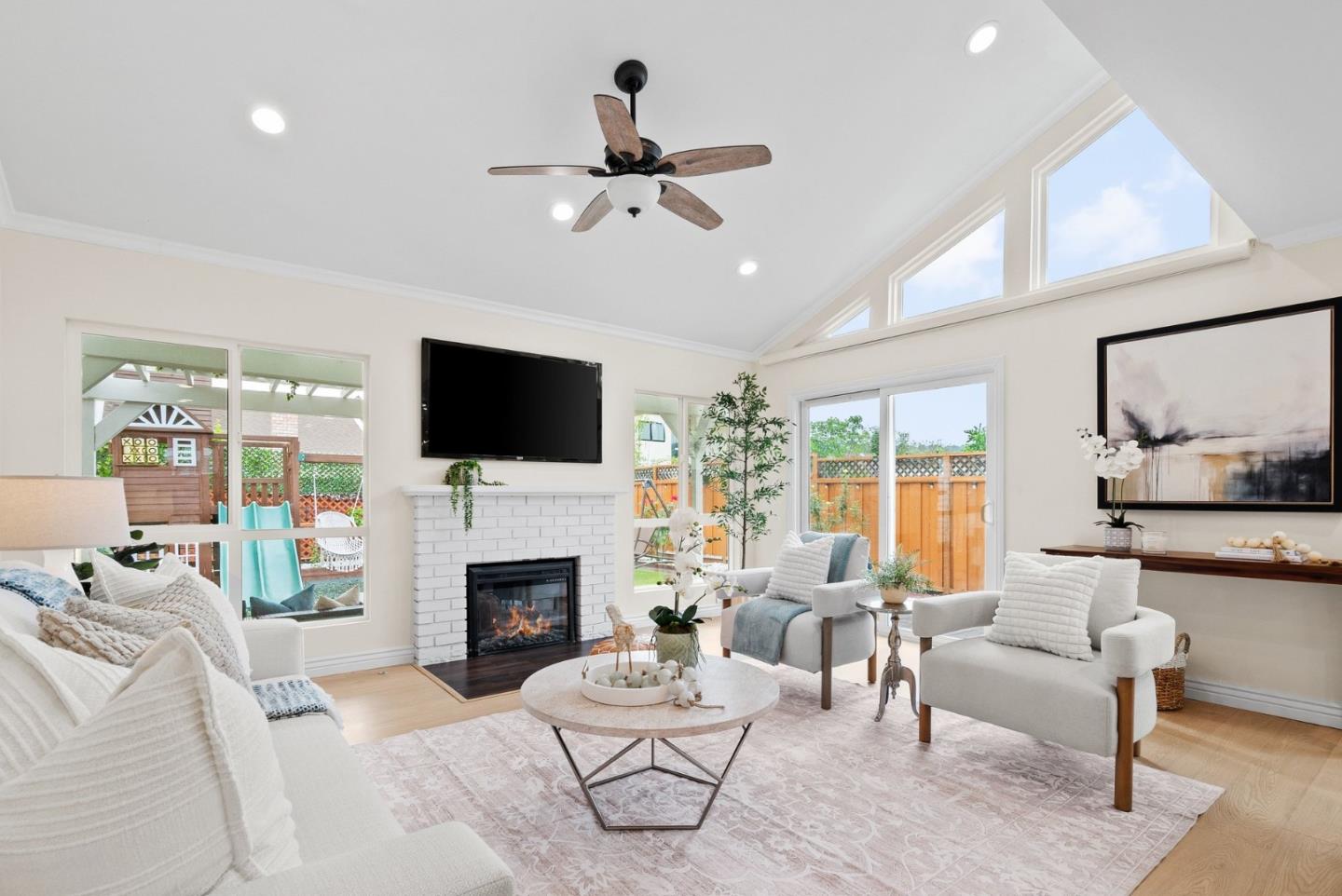 Detail Gallery Image 7 of 63 For 6020 Colter Pl, San Jose,  CA 95123 - 4 Beds | 2 Baths