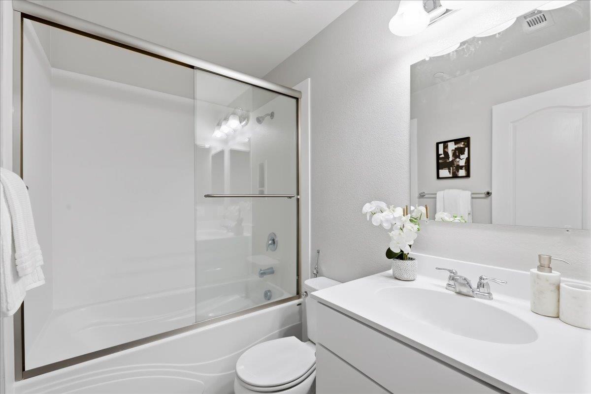 Detail Gallery Image 24 of 65 For 218 William Manly St #2,  San Jose,  CA 95136 - 3 Beds | 2 Baths