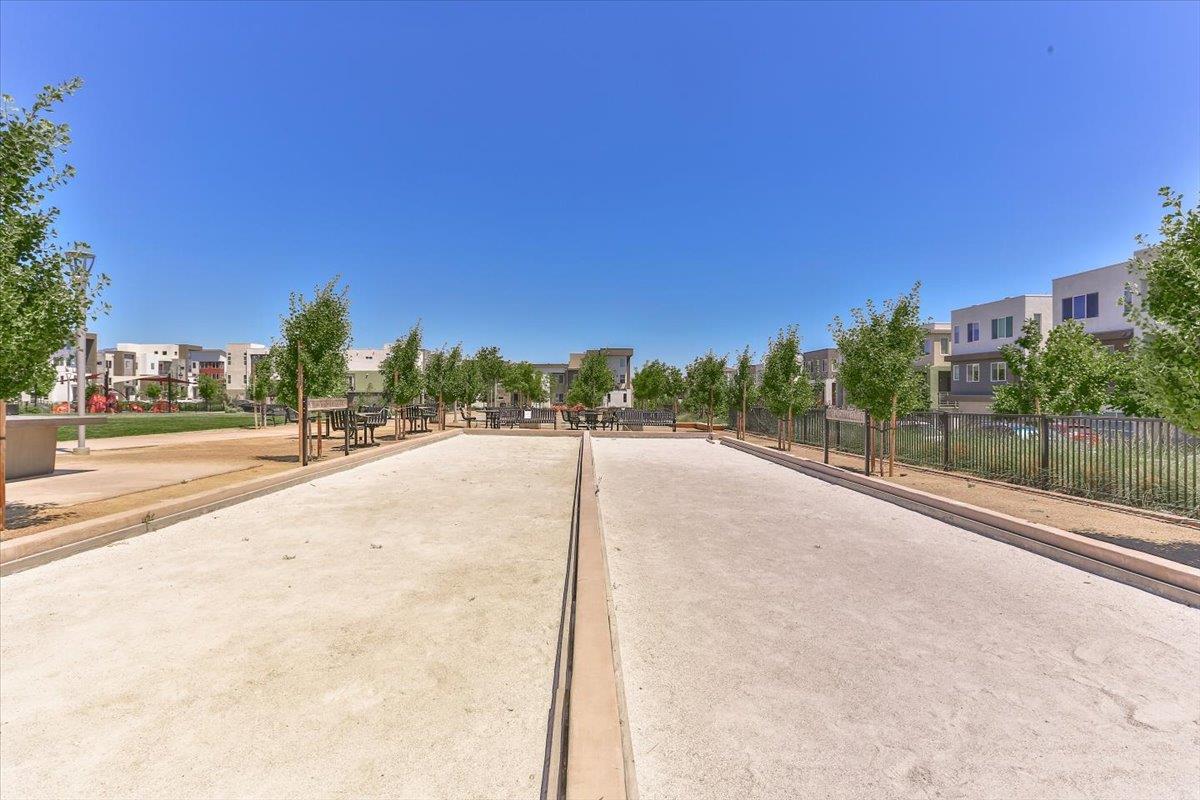 Detail Gallery Image 41 of 65 For 218 William Manly St #2,  San Jose,  CA 95136 - 3 Beds | 2 Baths