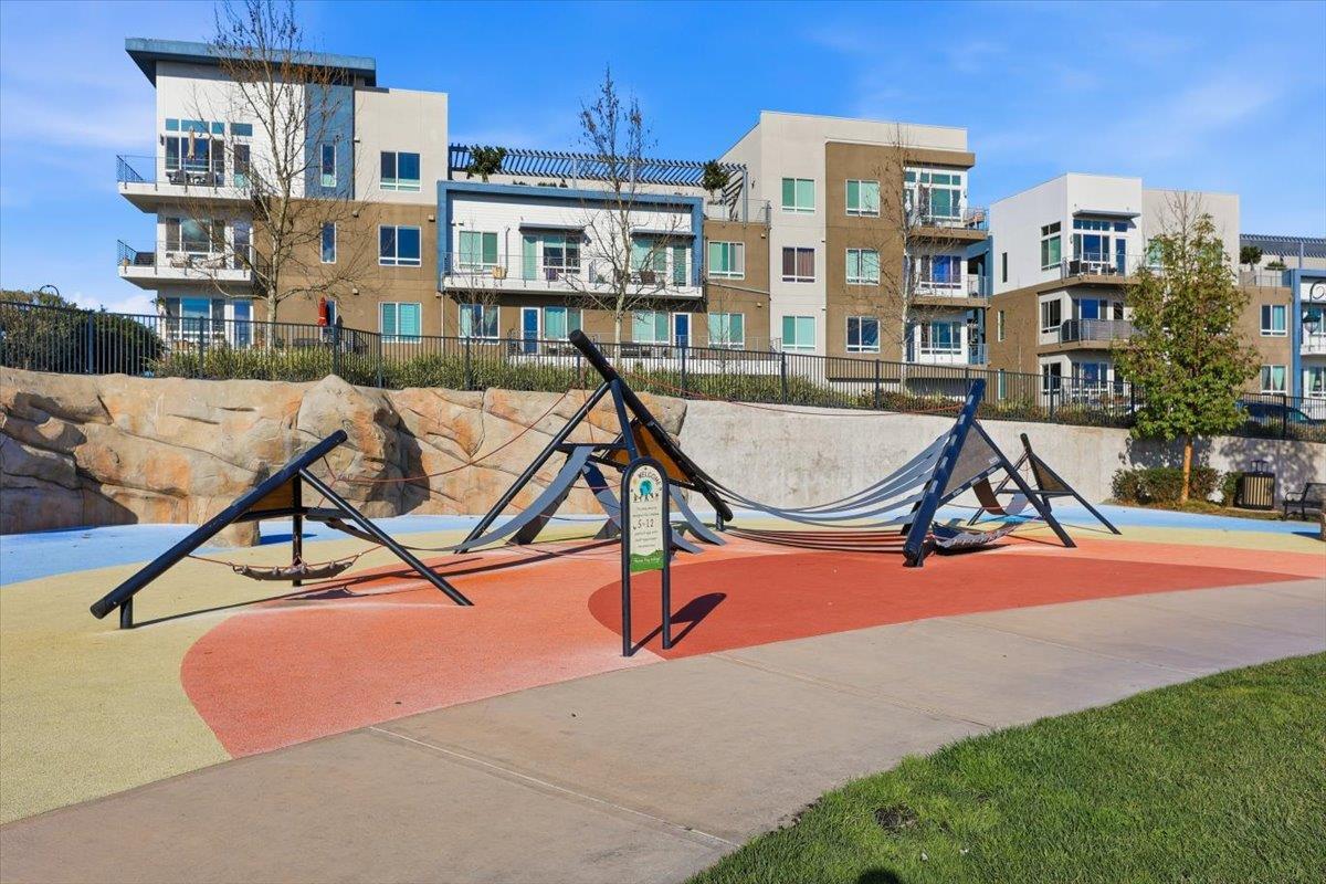 Detail Gallery Image 62 of 65 For 218 William Manly St #2,  San Jose,  CA 95136 - 3 Beds | 2 Baths