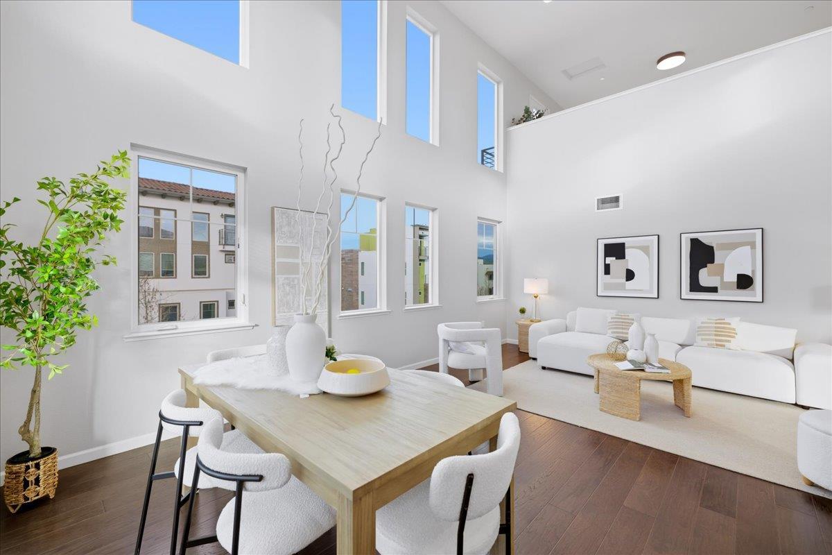 Detail Gallery Image 9 of 65 For 218 William Manly St #2,  San Jose,  CA 95136 - 3 Beds | 2 Baths