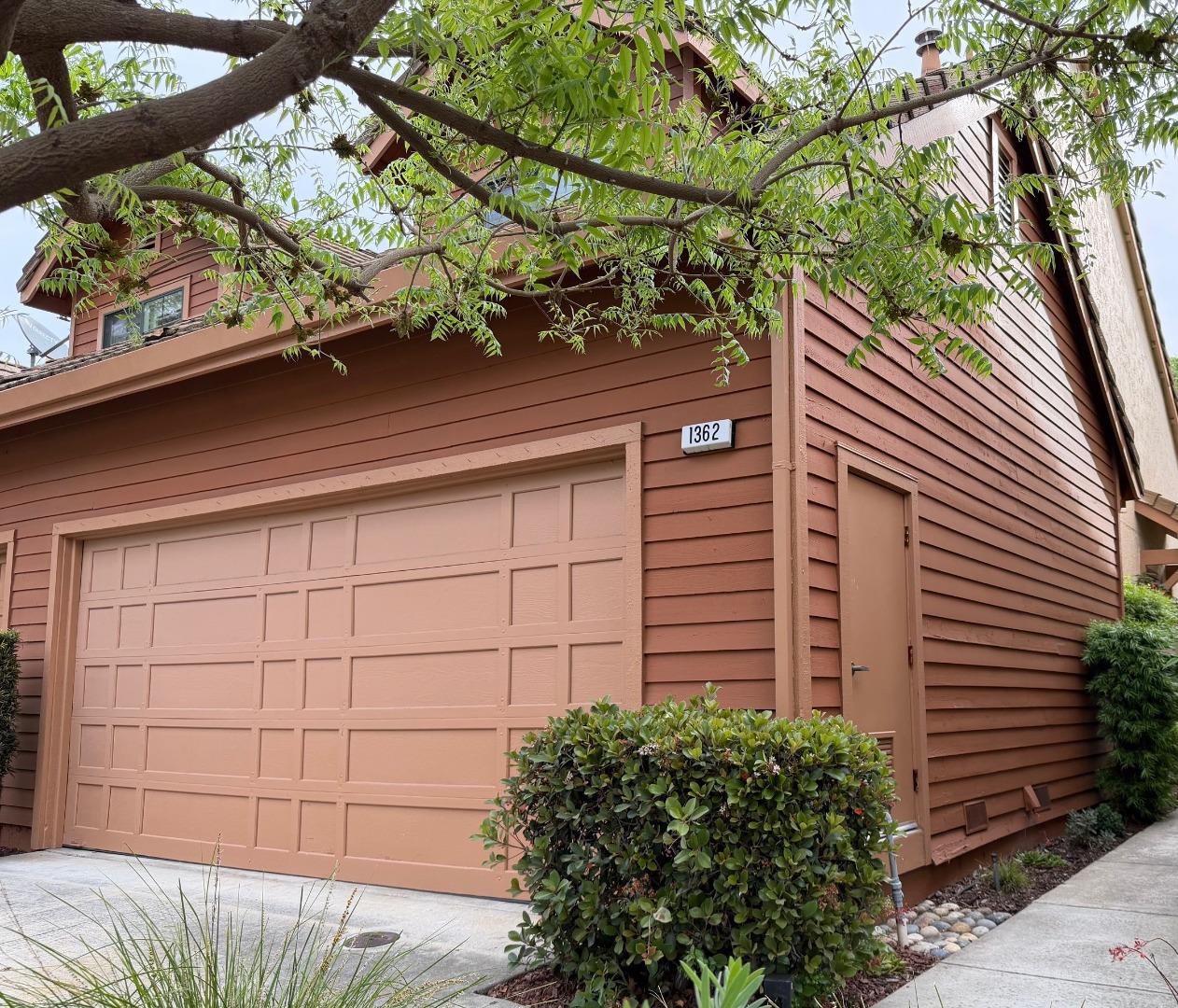 Front Image Thumbnail for ML82041163