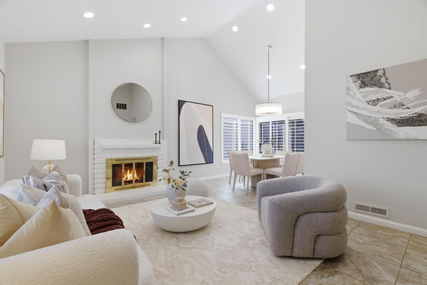 Detail Gallery Image 2 of 31 For 2530 Huerto, San Jose,  CA 95128 - 3 Beds | 2 Baths