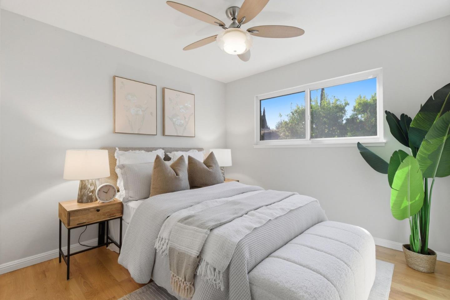 Detail Gallery Image 22 of 31 For 2530 Huerto, San Jose,  CA 95128 - 3 Beds | 2 Baths