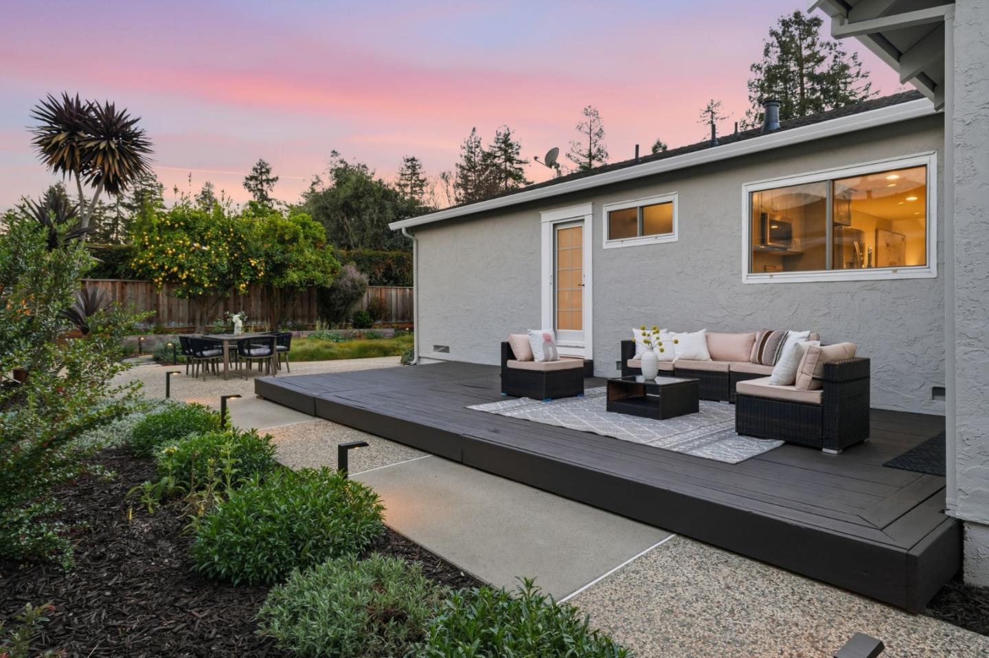 Detail Gallery Image 26 of 31 For 2530 Huerto, San Jose,  CA 95128 - 3 Beds | 2 Baths