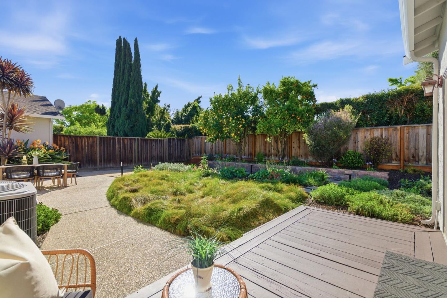 Detail Gallery Image 29 of 31 For 2530 Huerto, San Jose,  CA 95128 - 3 Beds | 2 Baths