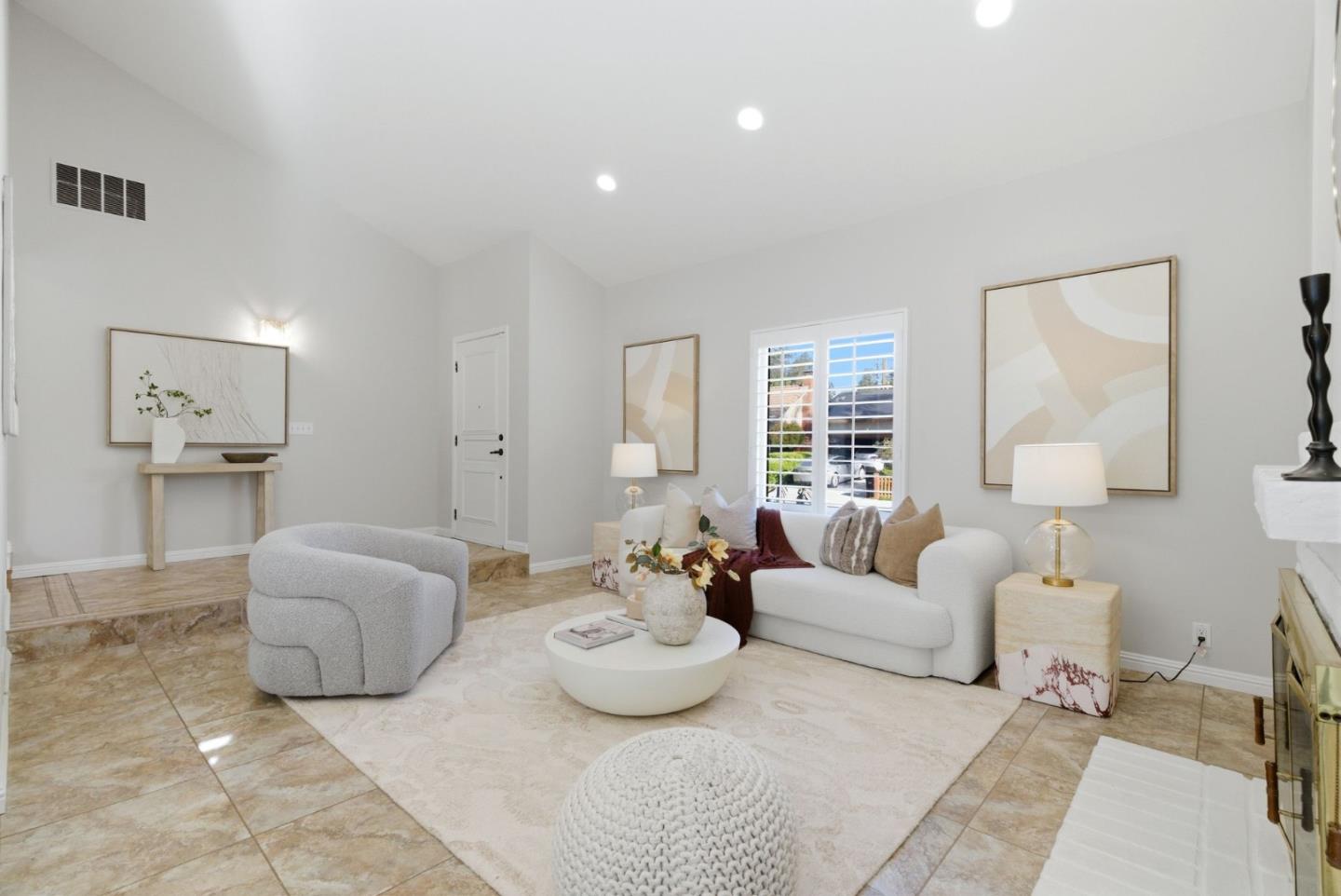 Detail Gallery Image 8 of 31 For 2530 Huerto, San Jose,  CA 95128 - 3 Beds | 2 Baths