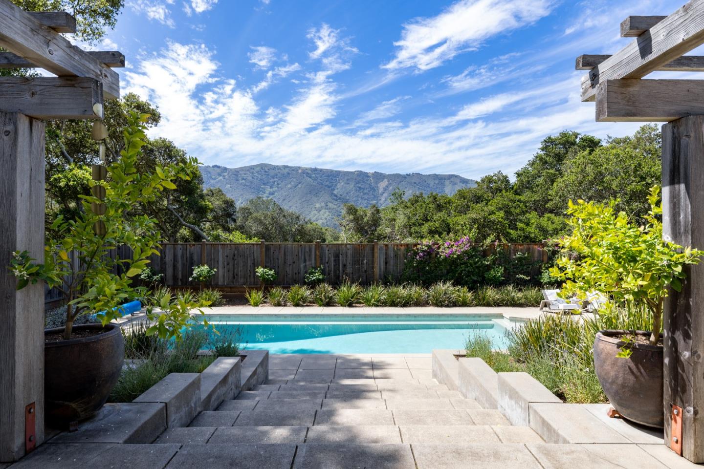 Detail Gallery Image 24 of 36 For 58 La Rancheria, Carmel Valley,  CA 93924 - 3 Beds | 3 Baths