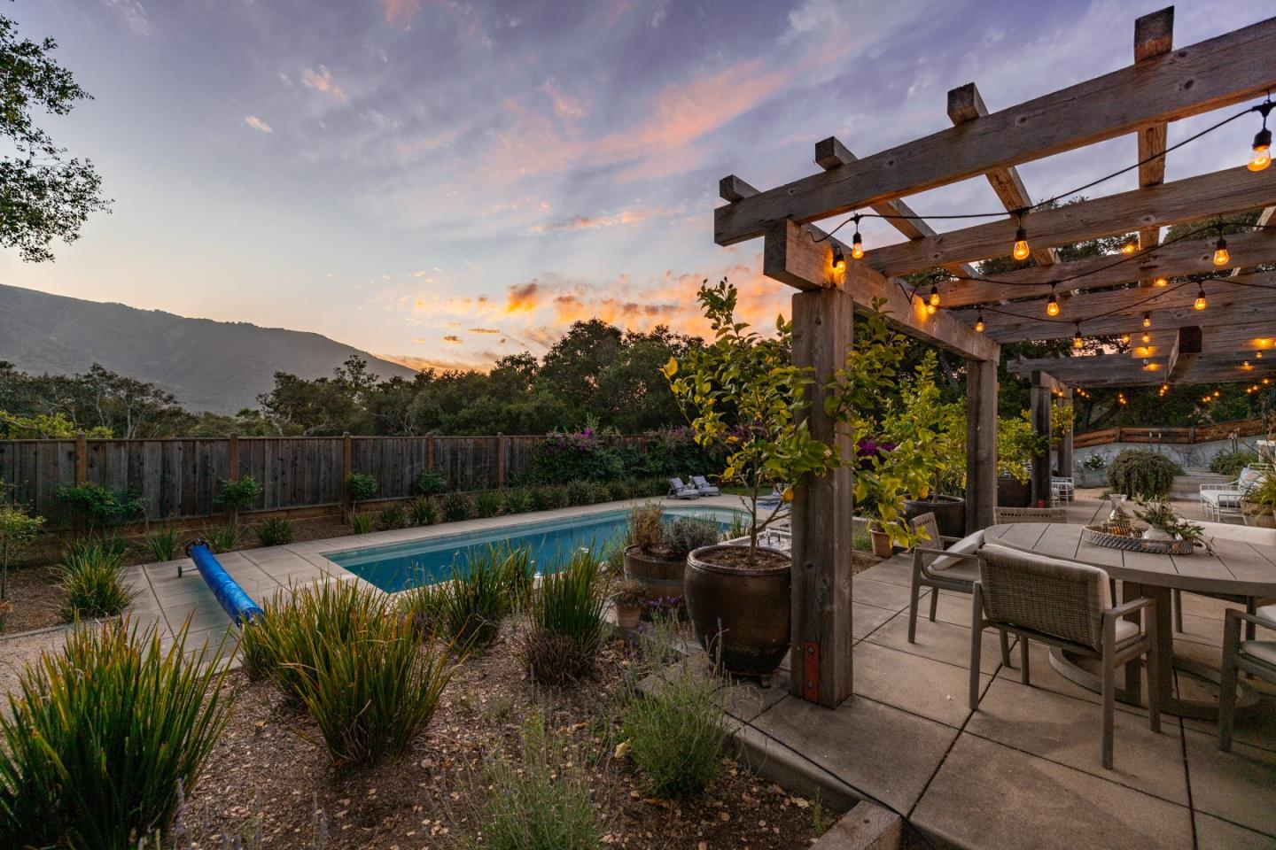 Detail Gallery Image 28 of 36 For 58 La Rancheria, Carmel Valley,  CA 93924 - 3 Beds | 3 Baths