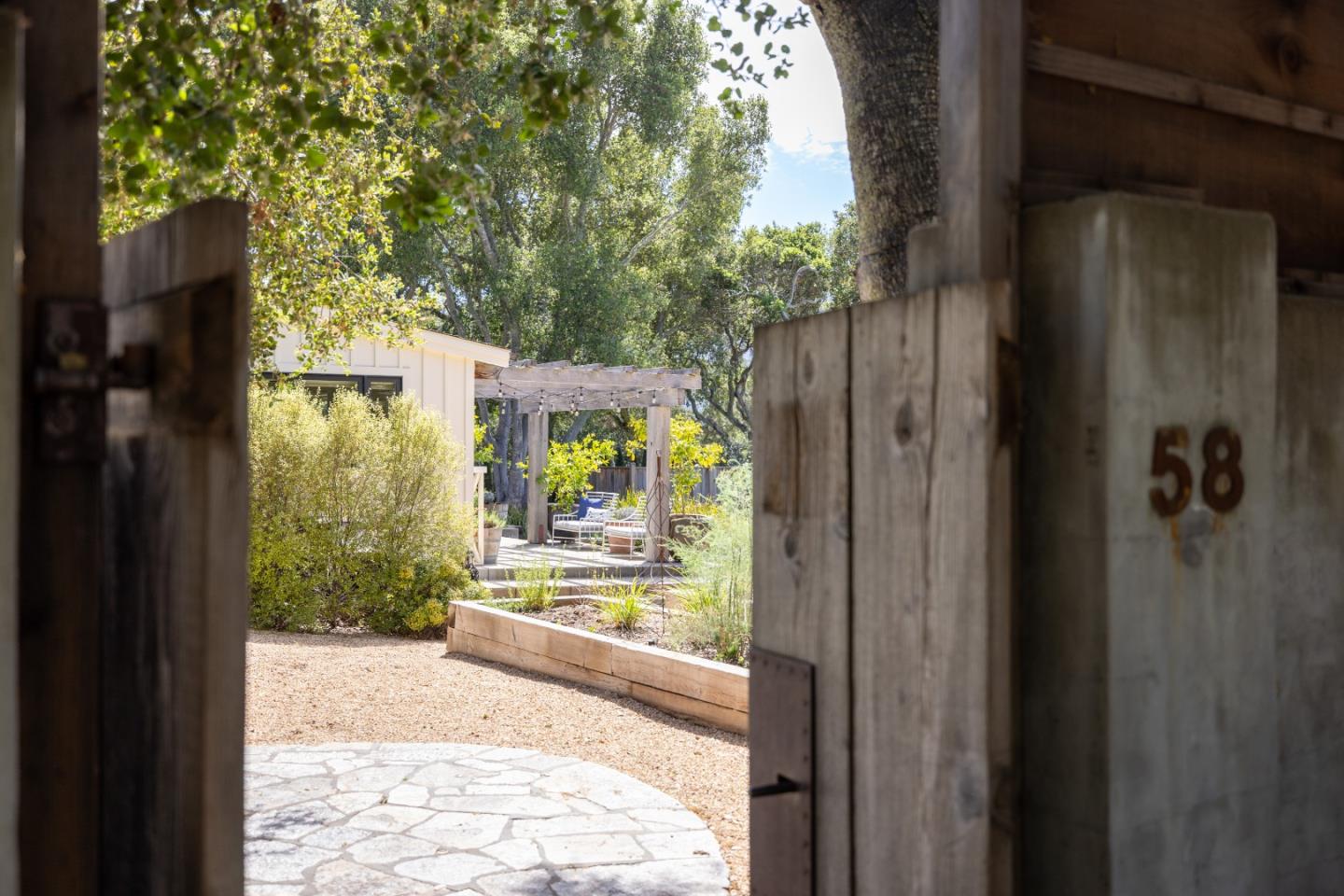 Detail Gallery Image 32 of 36 For 58 La Rancheria, Carmel Valley,  CA 93924 - 3 Beds | 3 Baths