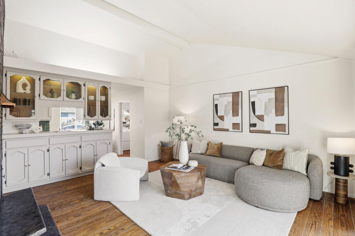 Detail Gallery Image 10 of 34 For 449 Santa Clara Ave, Redwood City,  CA 94061 - 3 Beds | 2/1 Baths