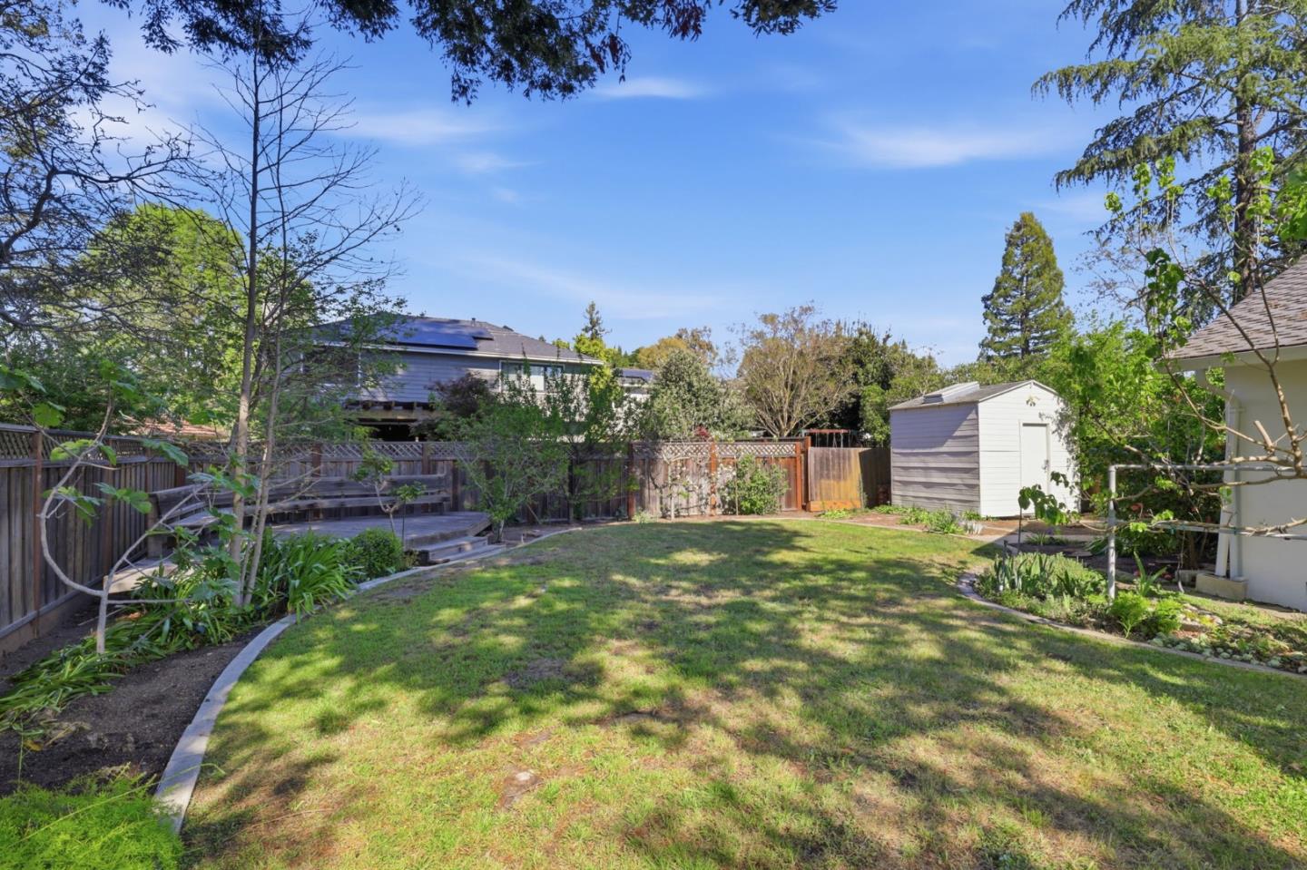 Detail Gallery Image 31 of 34 For 449 Santa Clara Ave, Redwood City,  CA 94061 - 3 Beds | 2/1 Baths