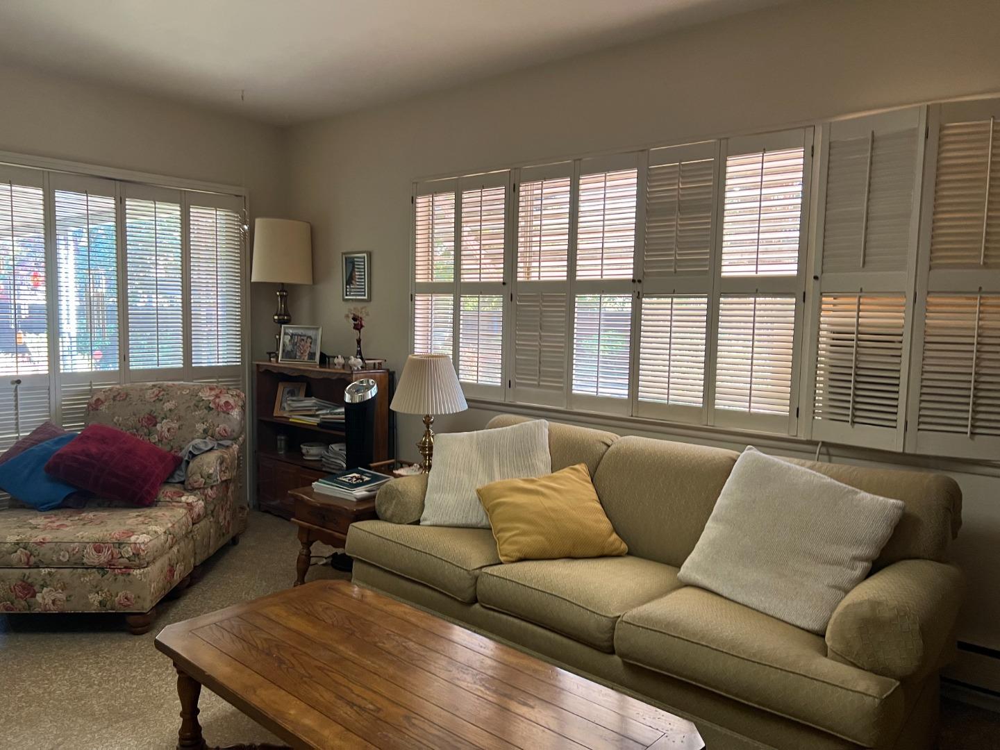 Detail Gallery Image 11 of 16 For 493 Casita Way, Los Altos,  CA 94022 - 3 Beds | 2 Baths