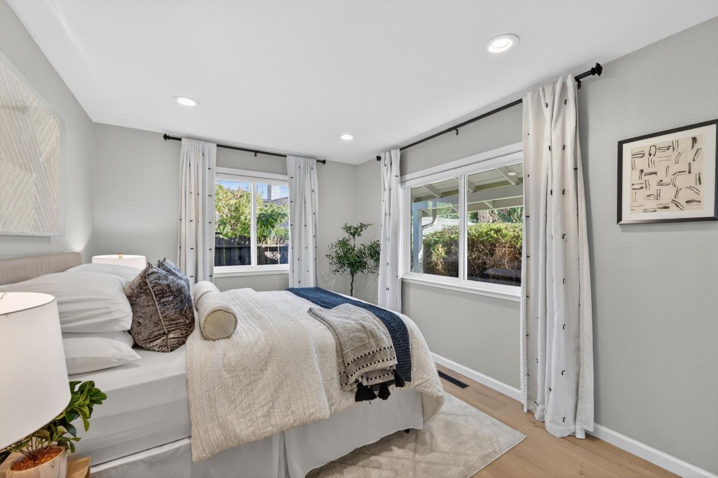 Detail Gallery Image 20 of 43 For 4533 Doyle Rd, San Jose,  CA 95129 - 3 Beds | 2 Baths