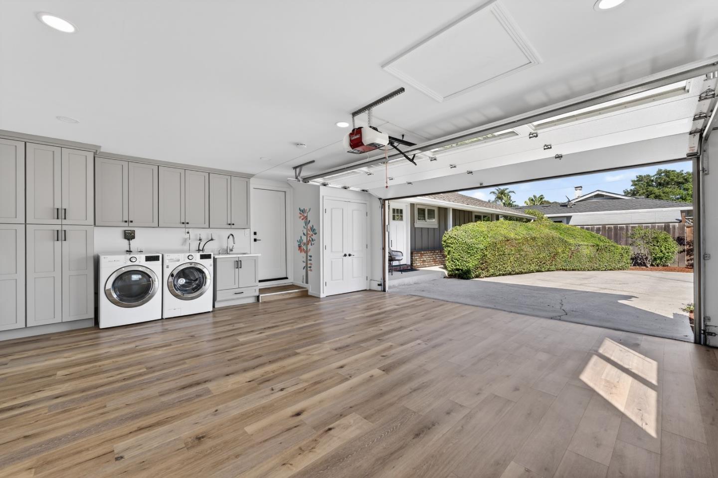 Detail Gallery Image 27 of 43 For 4533 Doyle Rd, San Jose,  CA 95129 - 3 Beds | 2 Baths