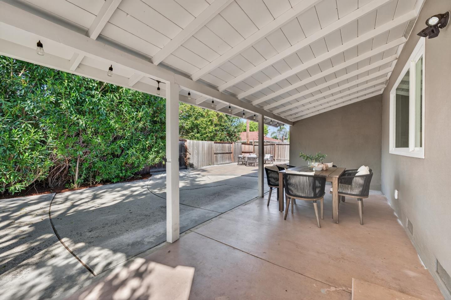 Detail Gallery Image 29 of 43 For 4533 Doyle Rd, San Jose,  CA 95129 - 3 Beds | 2 Baths