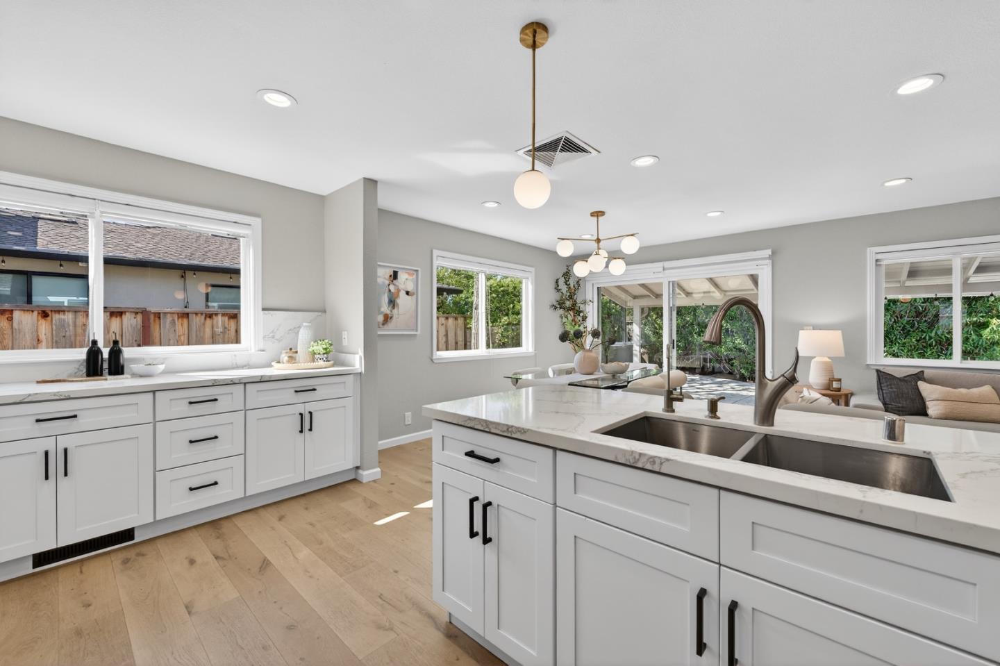 Detail Gallery Image 5 of 43 For 4533 Doyle Rd, San Jose,  CA 95129 - 3 Beds | 2 Baths