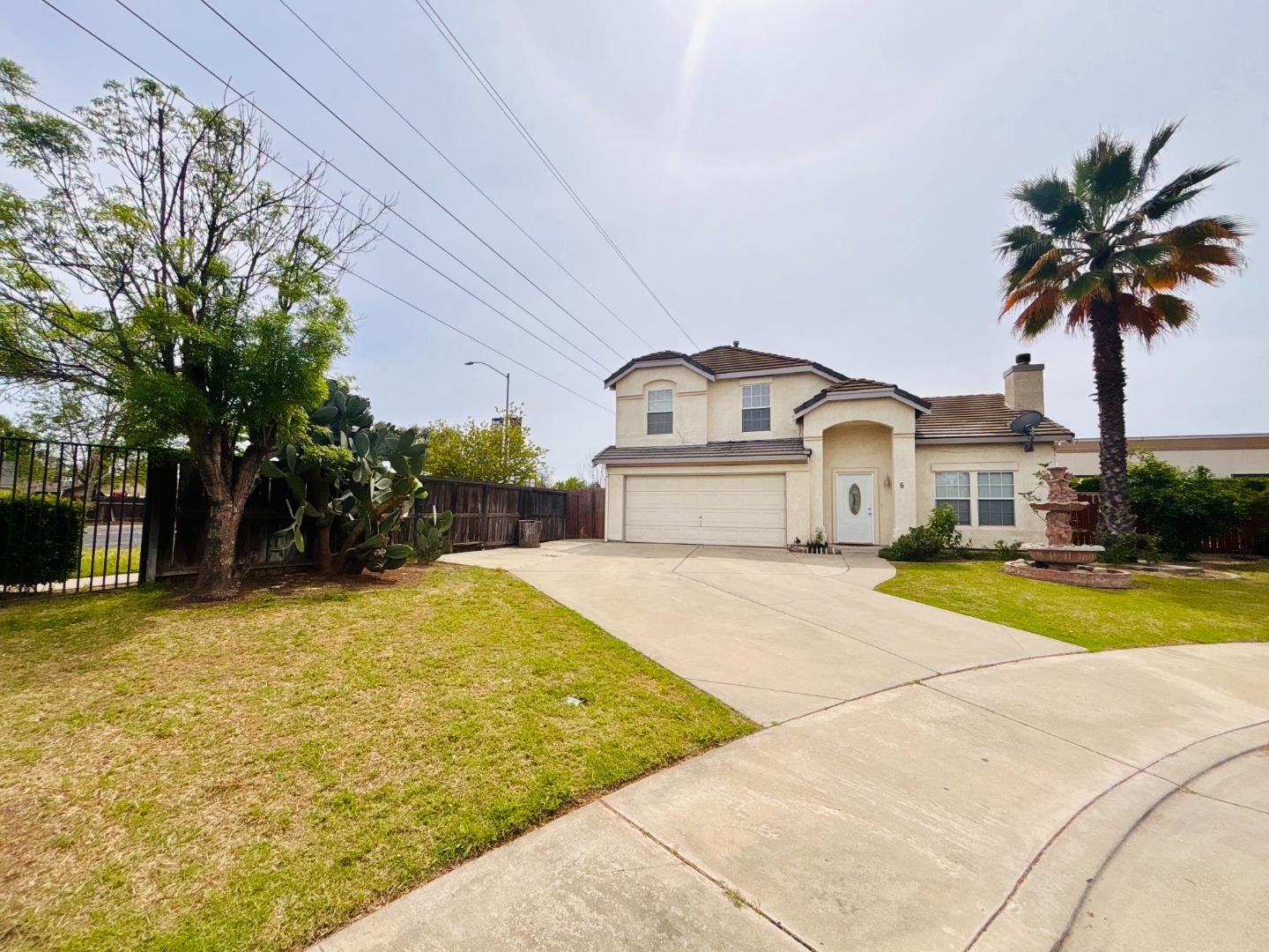 Detail Gallery Image 2 of 11 For 6 Westmont Ct, Merced,  CA 95348 - 4 Beds | 2/1 Baths