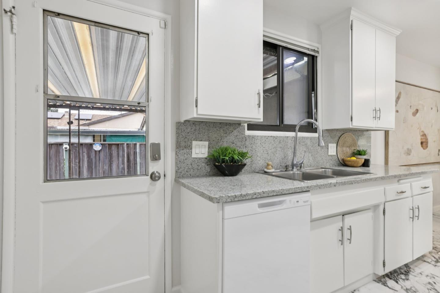 Detail Gallery Image 10 of 71 For 2254 Augusta Pl, Santa Clara,  CA 95051 - 3 Beds | 2 Baths