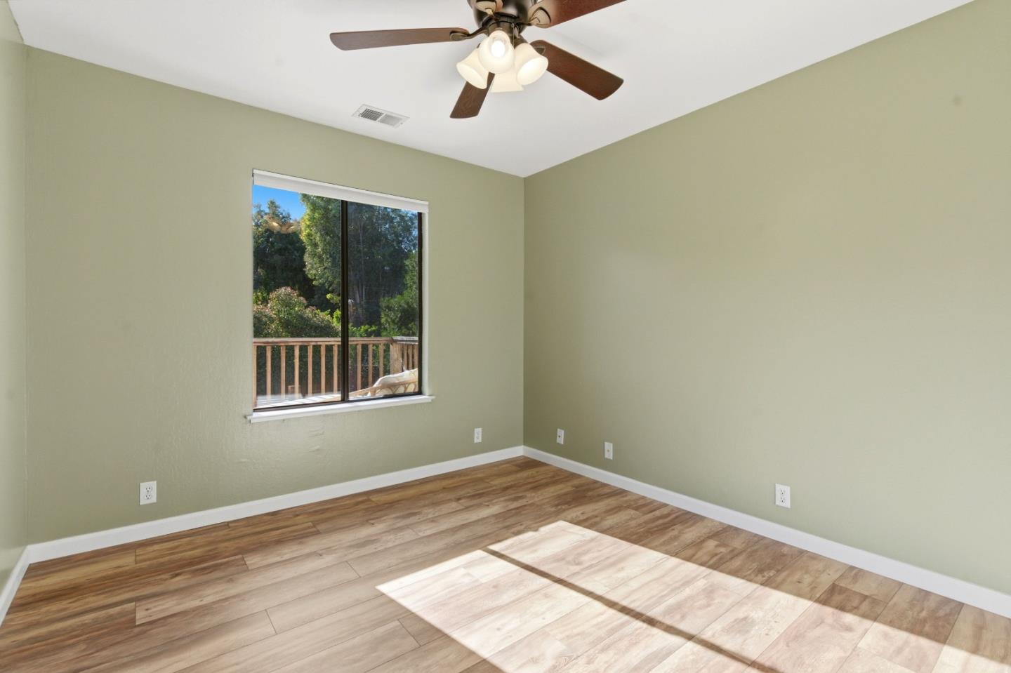 Detail Gallery Image 21 of 47 For 90 Lang Ct, San Juan Bautista,  CA 95045 - 4 Beds | 2/1 Baths