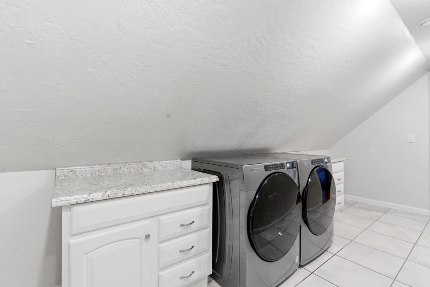 Detail Gallery Image 34 of 47 For 90 Lang Ct, San Juan Bautista,  CA 95045 - 4 Beds | 2/1 Baths