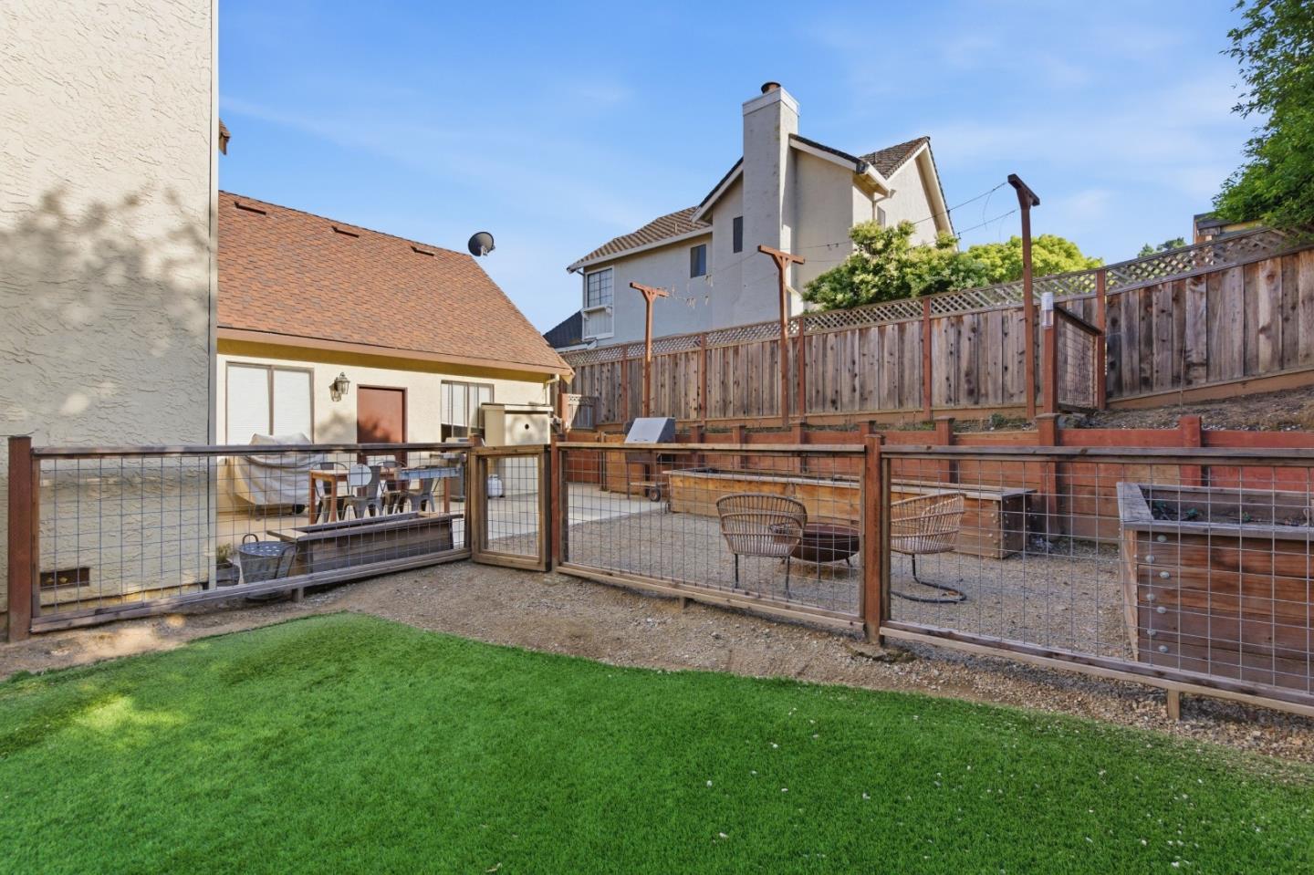 Detail Gallery Image 39 of 47 For 90 Lang Ct, San Juan Bautista,  CA 95045 - 4 Beds | 2/1 Baths